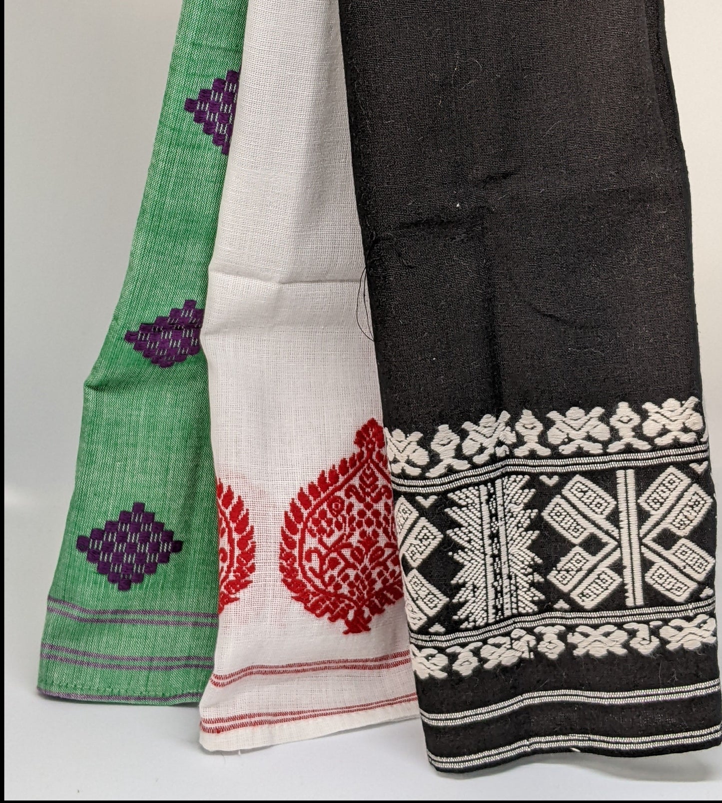 Handwoven cotton towels with authentic indian print by Dreamweaves of Assam Melbourne