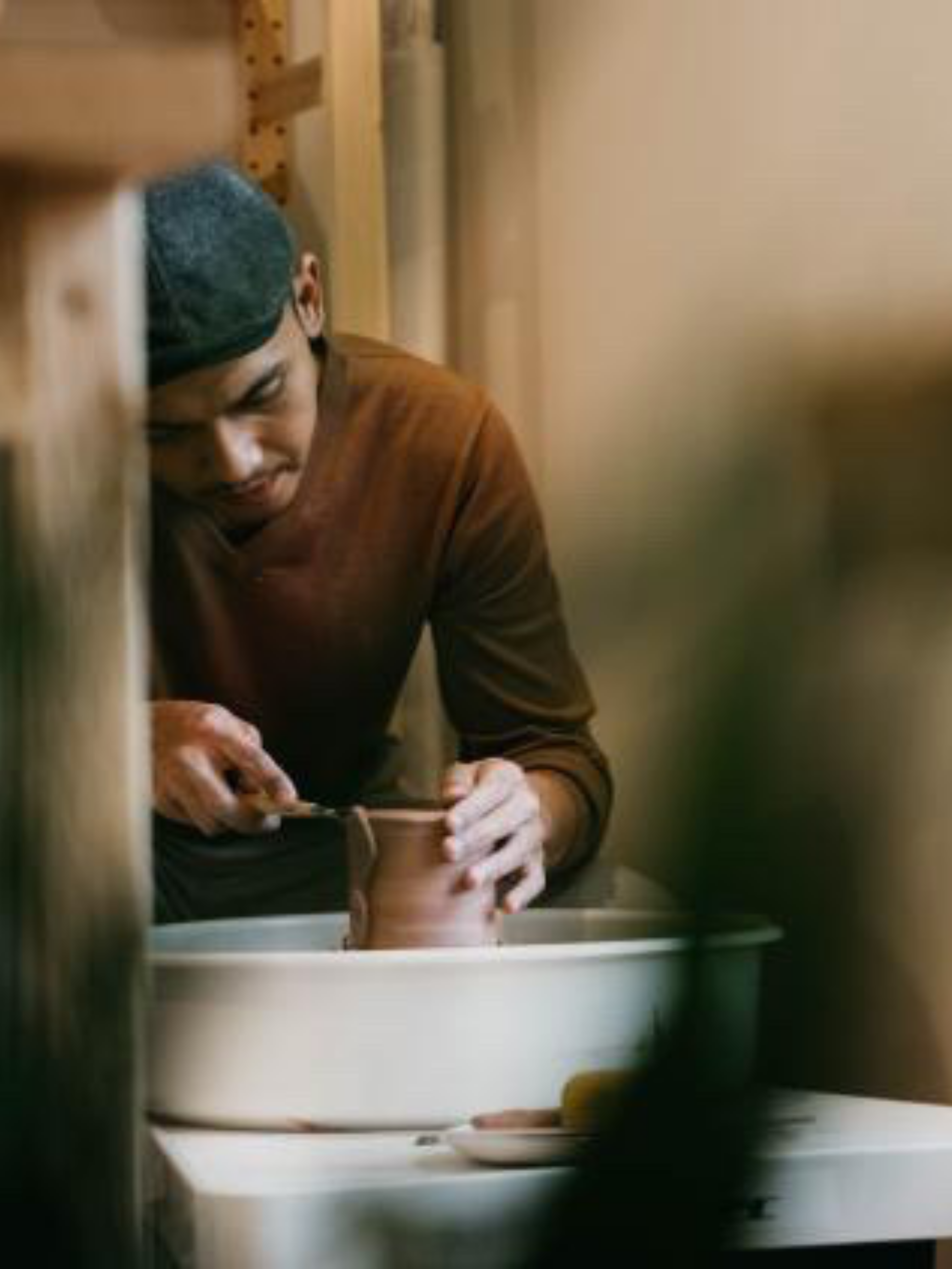 The Arthly Box collaboration with Little Bruns, Brunswick, Melbourne, Australia. Hand made artistic pottery pieces for your home and for gifting.